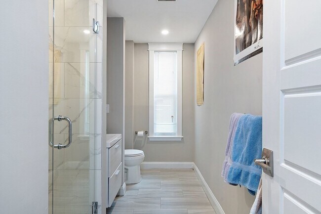 Foto del edificio - 14 Stickney Ave