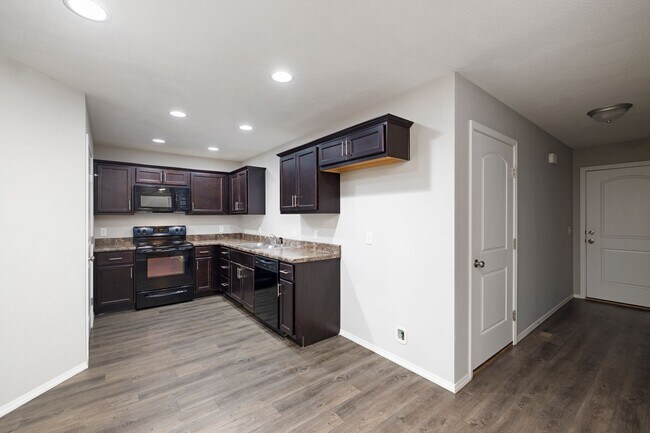 Foto del edificio - 3 Bedroom Duplex Rental in Springfield!