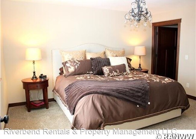 Foto del edificio - 3 br, 2 bath House - 838 Daisy Lane