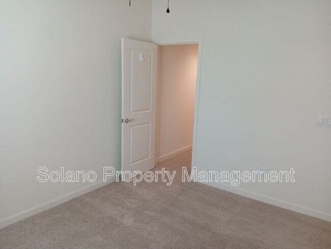 Foto del edificio - 1284 Warmth Ct