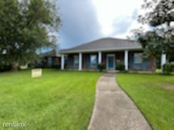 Primary Photo - 3 br, 2 bath House - 13290 English Cv