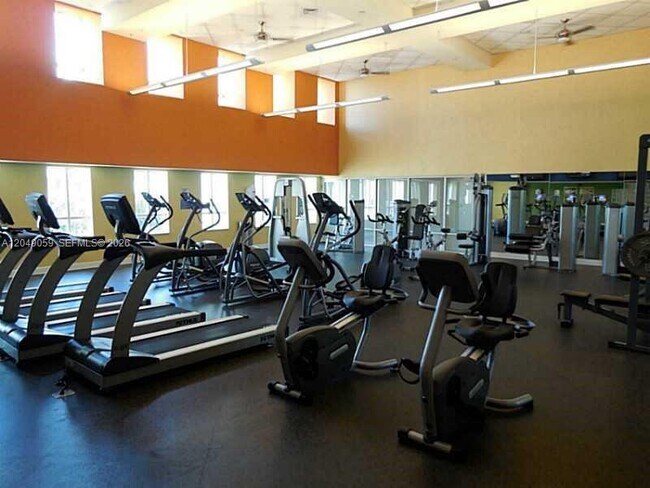 Foto del edificio - 7355 SW 89th St