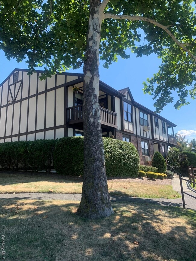 Building Photo - 680 Sierra Vista Ln