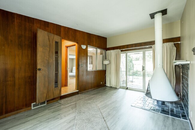 Foto del edificio - Come home to the serenity of Mequon-Thiensville