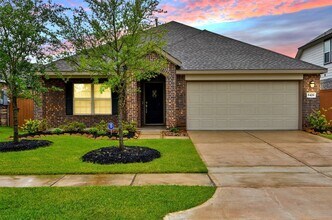 Building Photo - 8426 Manta Ray Dr