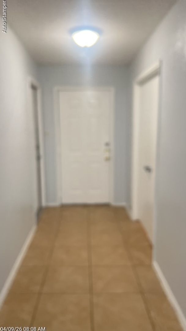 Foto del edificio - 501 Lantana Dr