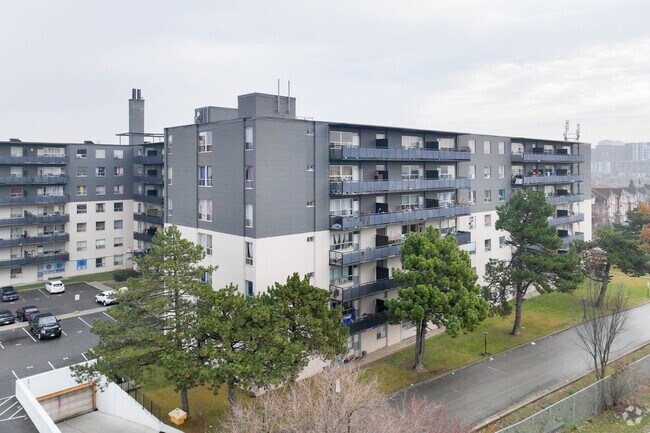 Photo du bâtiment - 1450 Sheppard Avenue