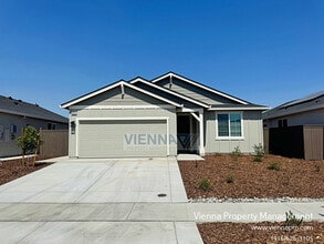 Building Photo - 8064 Pasadena Dr