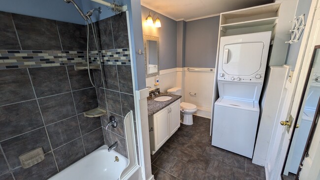 Nicely renovated bathroom - 411 Lyman Ave