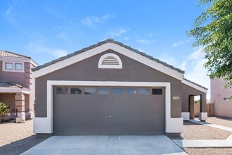 Building Photo - 15108 N El Frio Ct