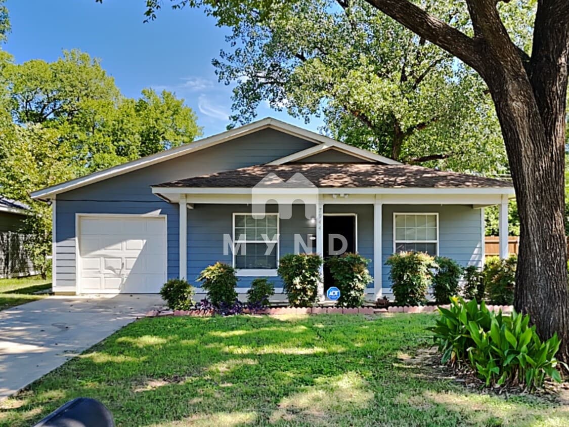 7944 Trojan St House Rental in Dallas, TX