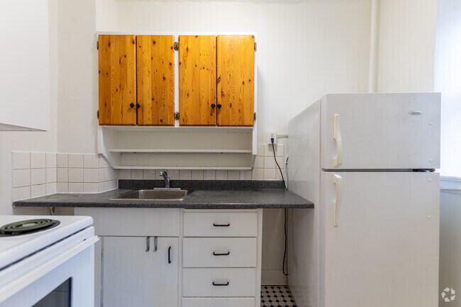 1BR, 1BA - Cuisine - Dundonald Arms