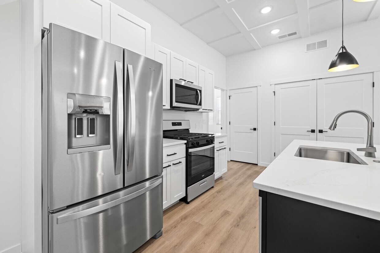 Foto principal - 4203 Hill Ln