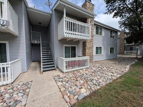 Building Photo - 13241 E Asbury Dr