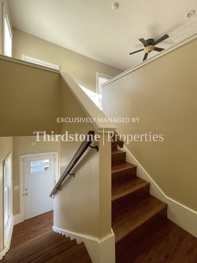 Building Photo - 2252 Park St