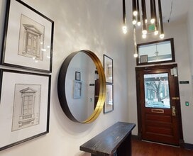 The Suites at 904 Saint Paul photo'