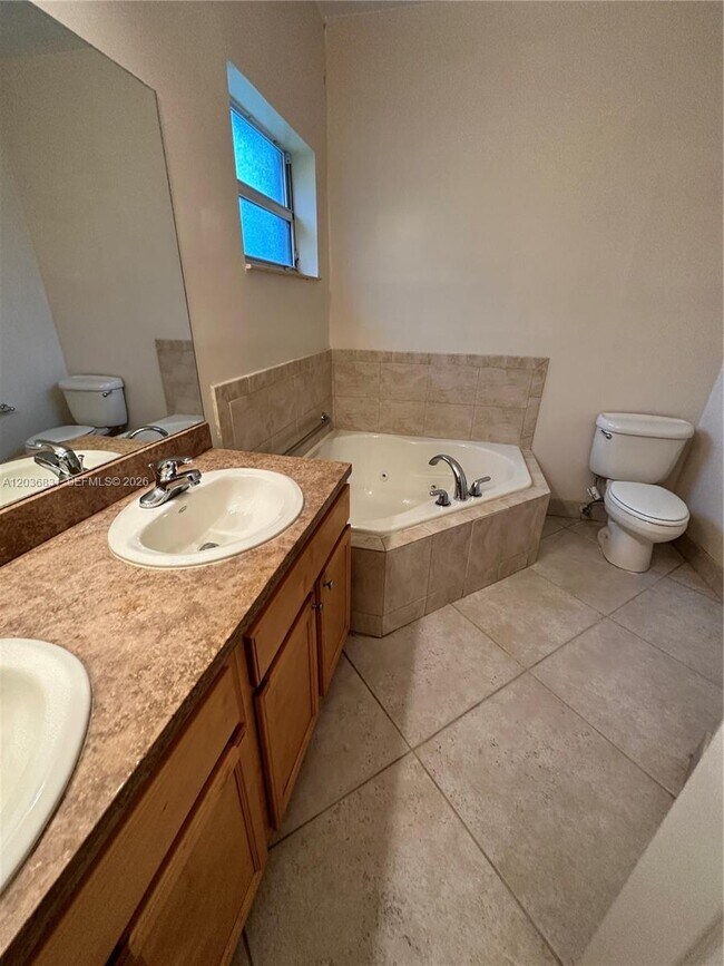 Photo - Northwest 7th Court, Fort Lauderdale, FL 33311 - 4 BR 2 BA single-family home