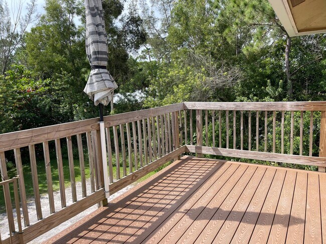 Foto del edificio - 13920 67th St N