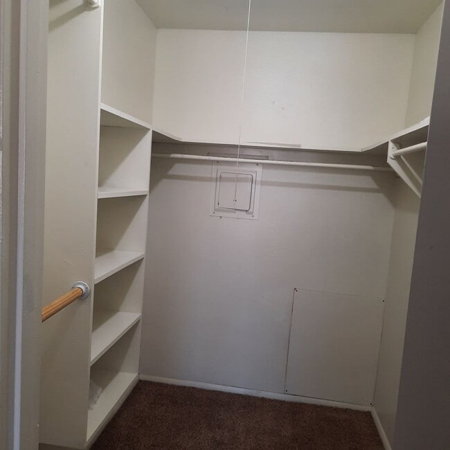 Foto del edificio - 5966 E 33rd Ct