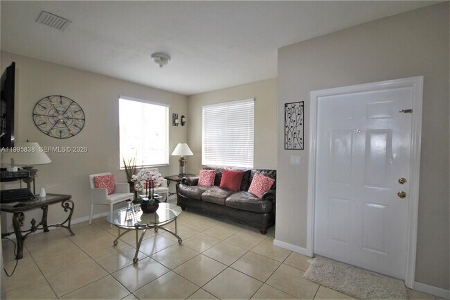 Foto del edificio - 2726 SE 16th Ave