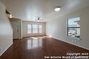 Building Photo - 86 McLennan Oak