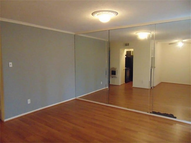 Building Photo - 3403 Audubon Pl