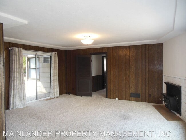 Building Photo - 2 br, 1 bath House - 17137 CHAPIN WAY