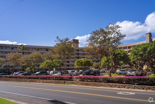 Building Photo - Menehune Shores