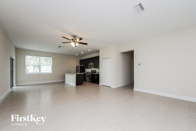 Building Photo - 510 Magpie Ln