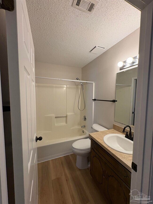 Foto del edificio - 7098 Moran Ln