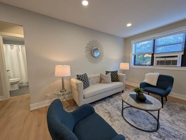 Foto del edificio - 514 W Aldine Ave