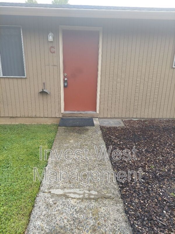 Building Photo - 2815 E 19th St