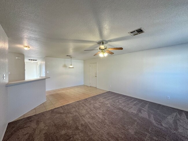 Building Photo - 2604 Alma Dr