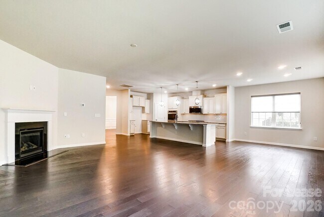 Foto del edificio - 2337 Abundance Ln