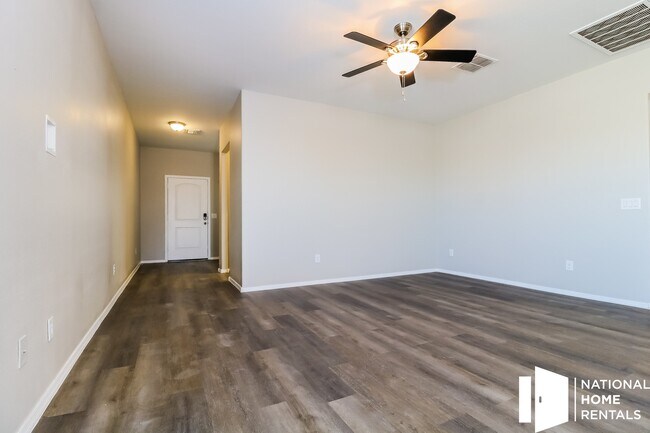 Foto del edificio - 30007 W Mitchell Ave