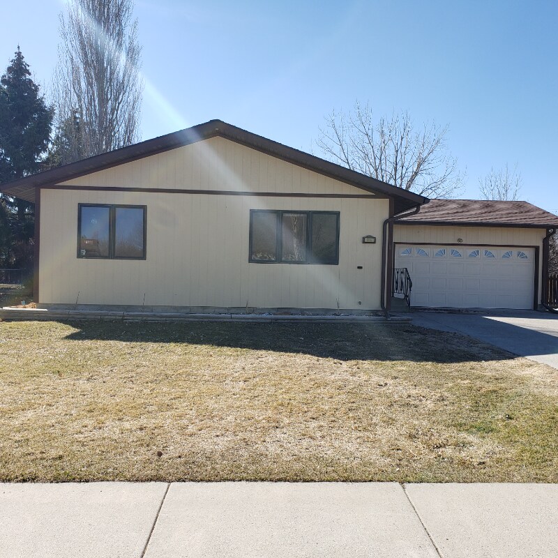 816 Chickadee Ct, Great Falls, MT 59404 House Rental in Great Falls