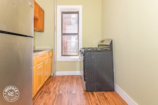 Foto del edificio - 401 E 21st St