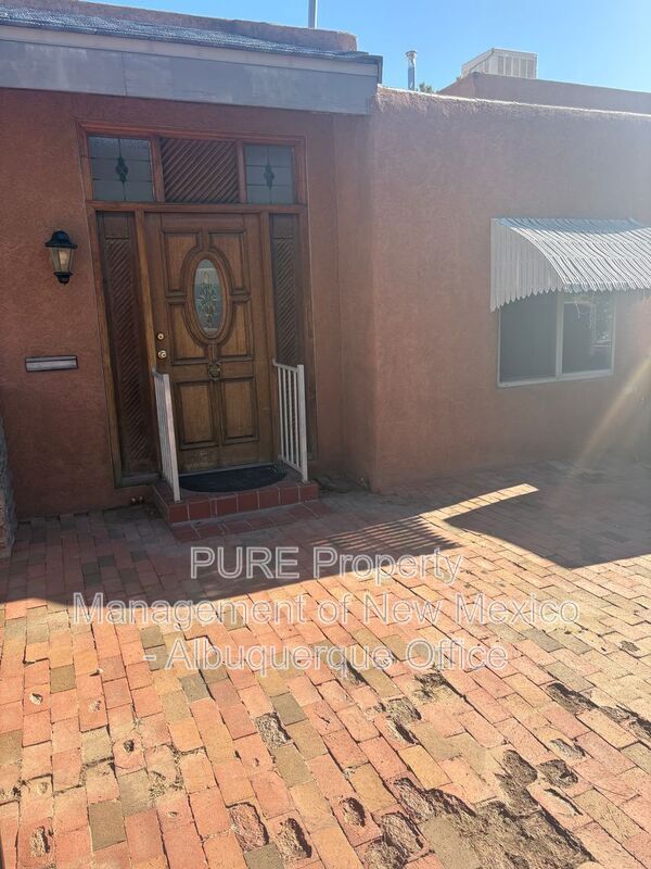 Foto del edificio - 4229 Roma Ave NE