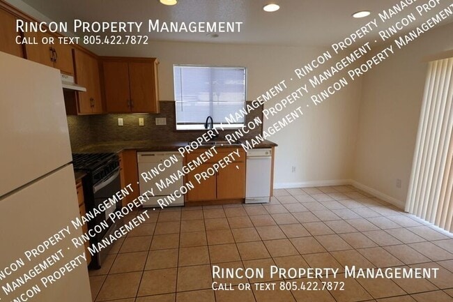 Building Photo - 921 Aurora Dr