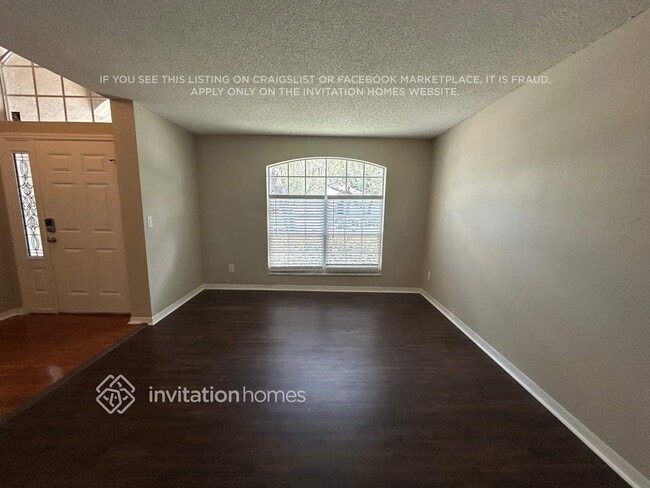 Building Photo - 2404 Needham Dr
