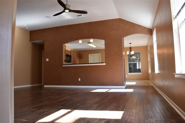 Building Photo - 15531 Forest Creek Farms Dr