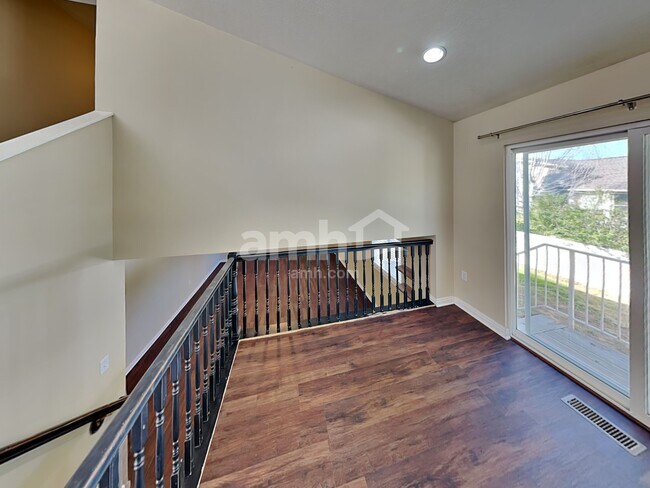 Foto del edificio - 1495 N 2325 W