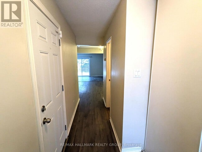 Building Photo - 6464 Colony Square