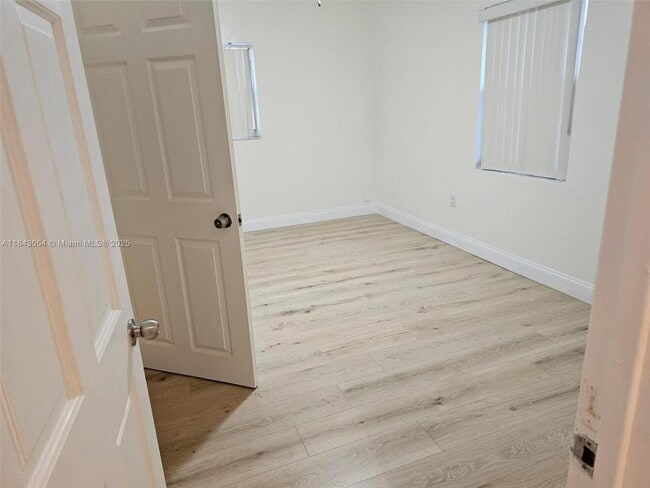 Building Photo - 2 bedroom in Hollywood FL 33021