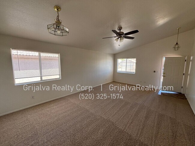 Foto del edificio - Beautiful 3-Bedroom House for Rent in NW Tucson  (Magee/Cmo. de la Oeste)