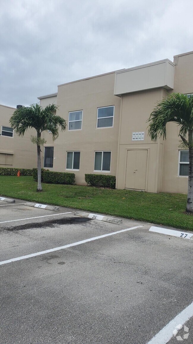 Kings Point Apartments for Rent Delray Beach, FL 159 Rentals Page