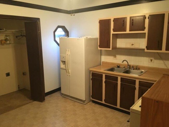 Foto del edificio - 617 Indiana Ave