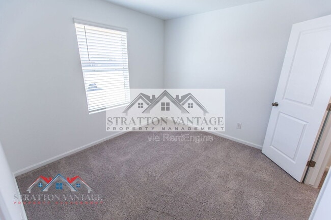 Building Photo - 15491 S Patagonia Rd