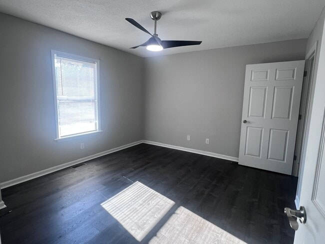 Building Photo - 2232 Trinity Club Dr