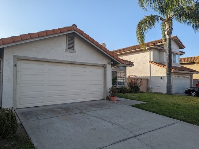 Building Photo - 13158 Russet Leaf Ln